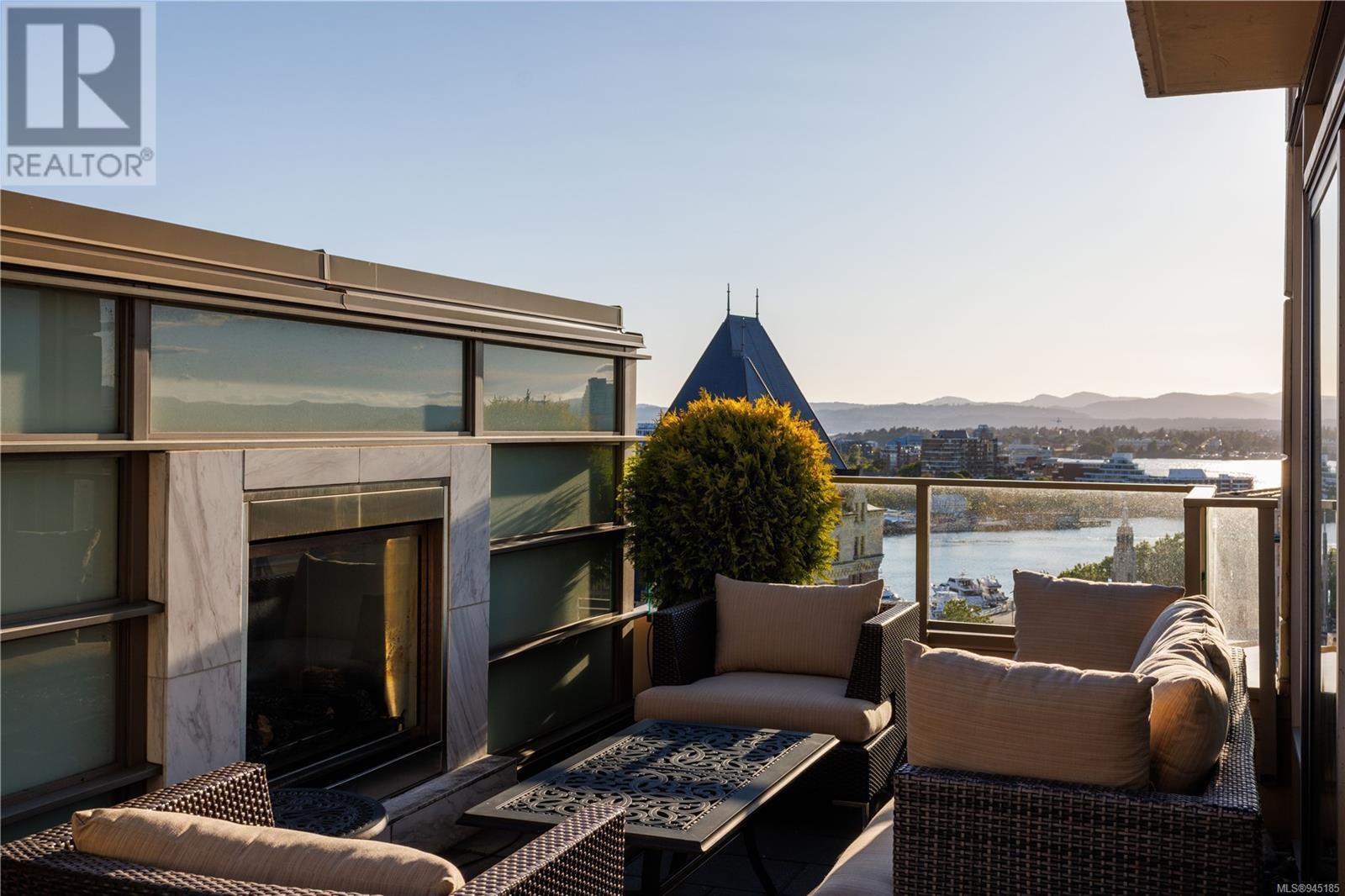 1406 707 Courtney St, #1406