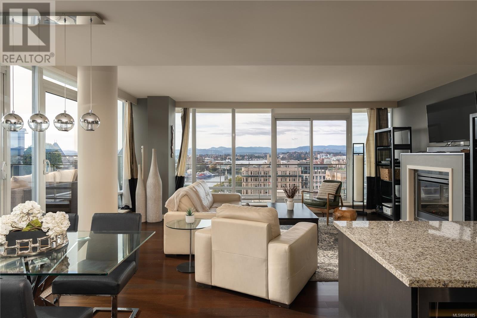 1406 707 Courtney St, #1406