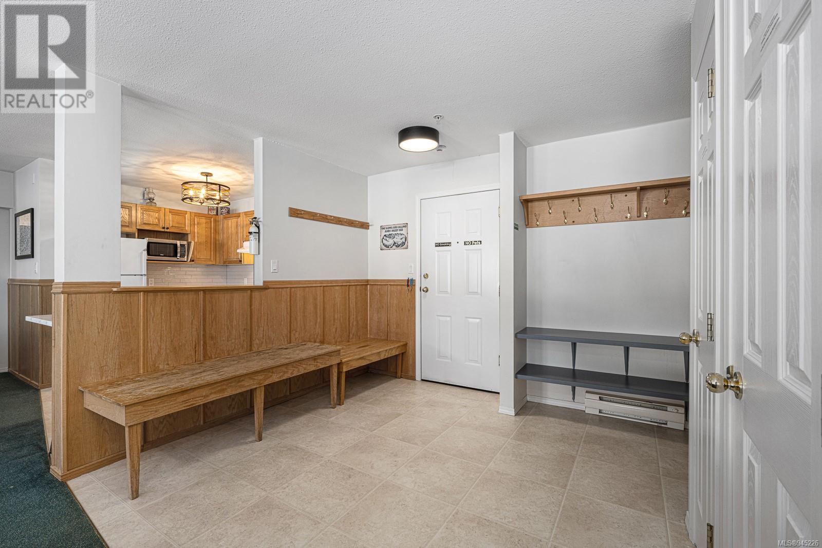 313 1320 Henry Rd, #313