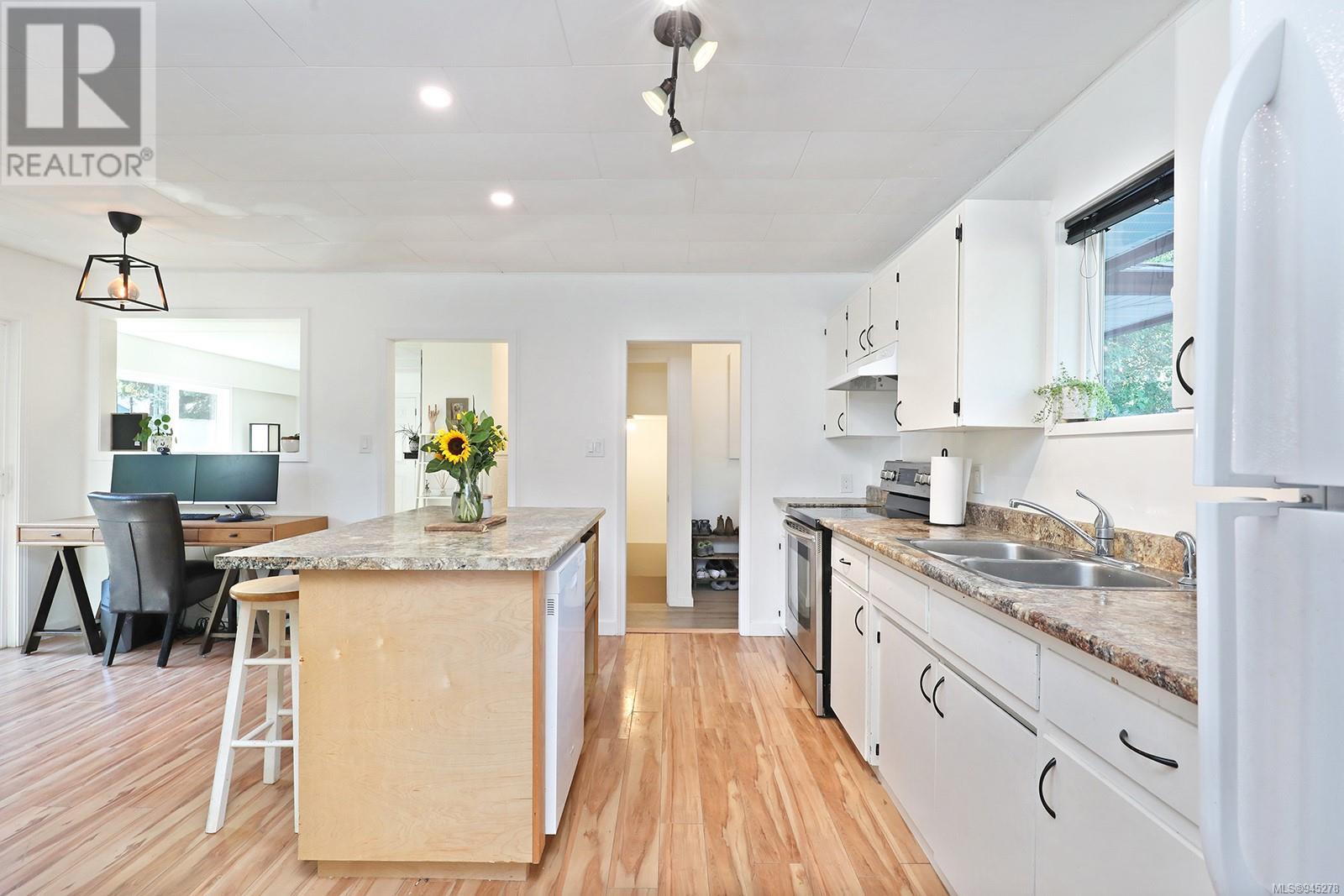 3123 Cumberland Rd