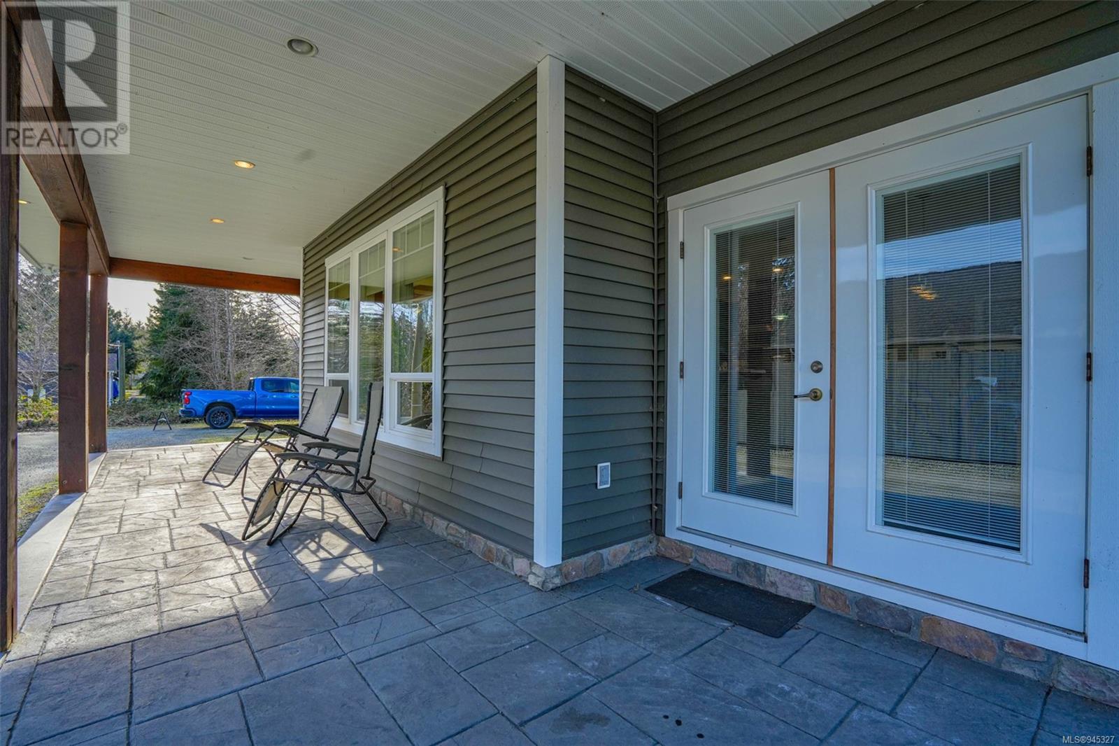 5271 Forrest Rd