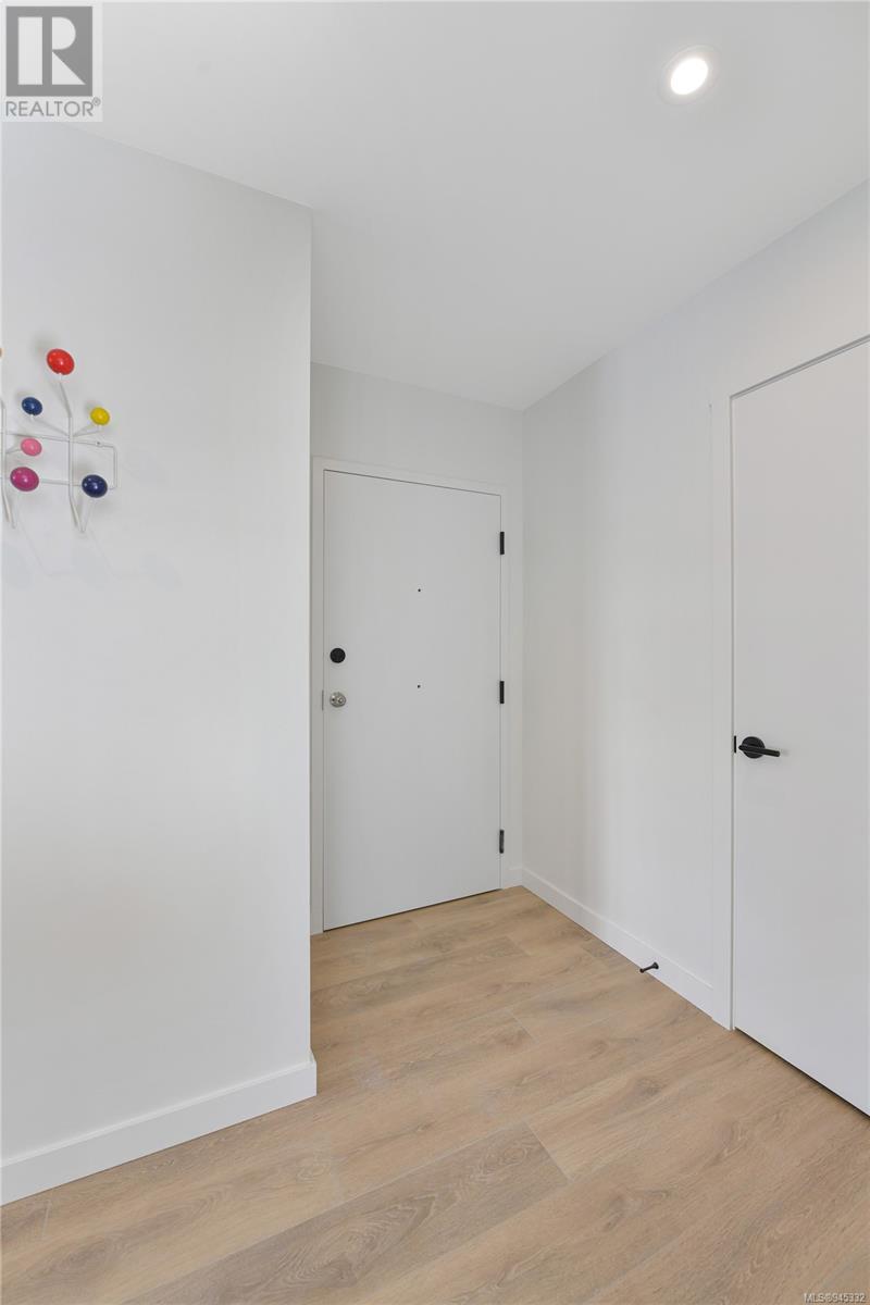 1502 1150 Cook St, #1502