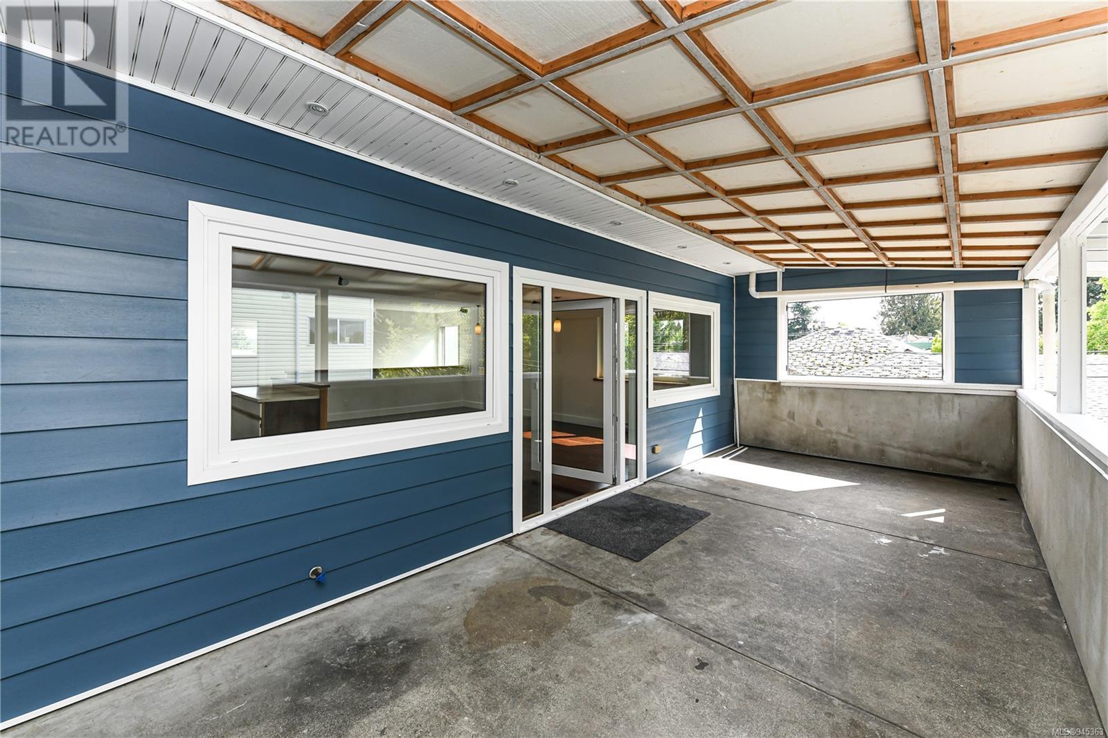 571A McPhee Ave