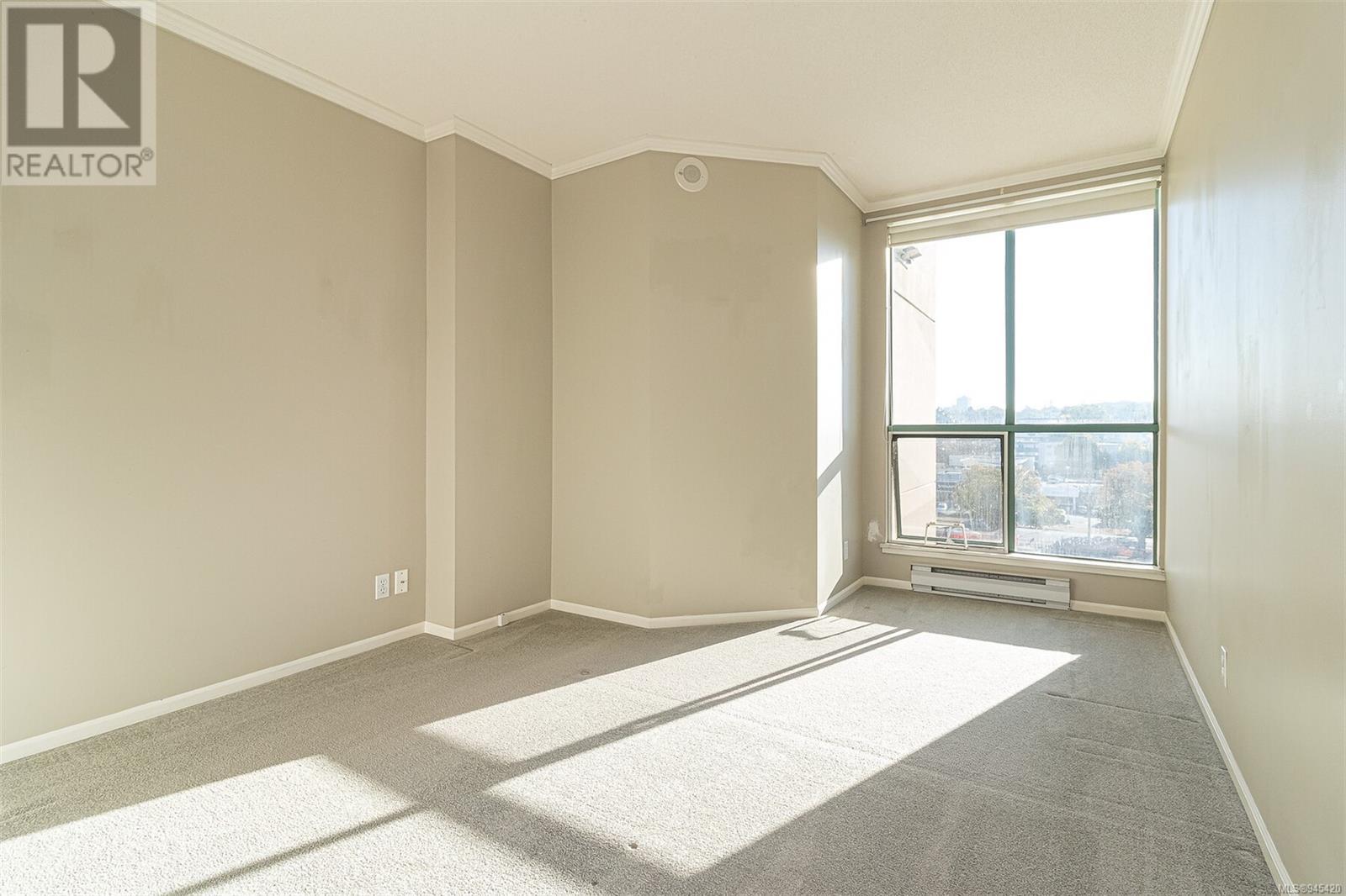 806 1020 View St, #806