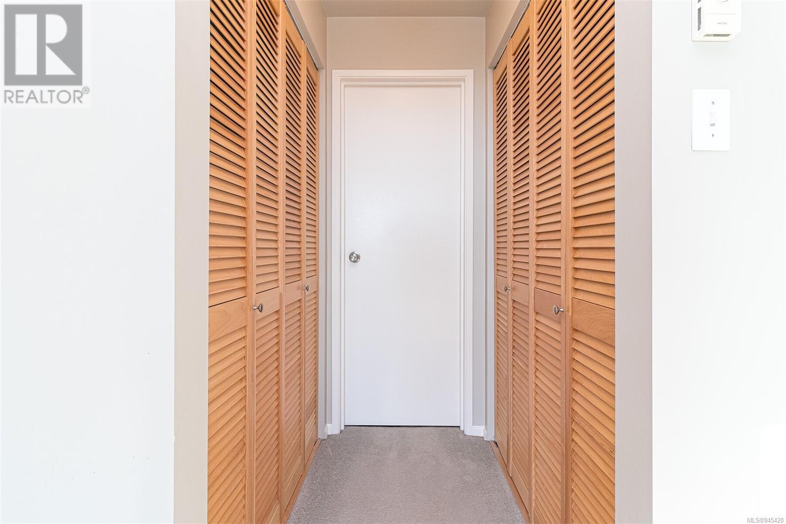 806 1020 View St, #806