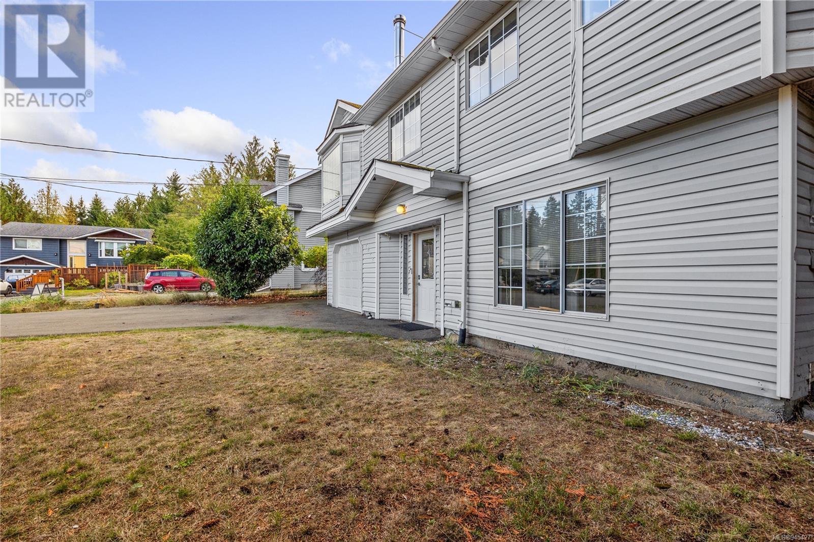 2612 Calnan Cres