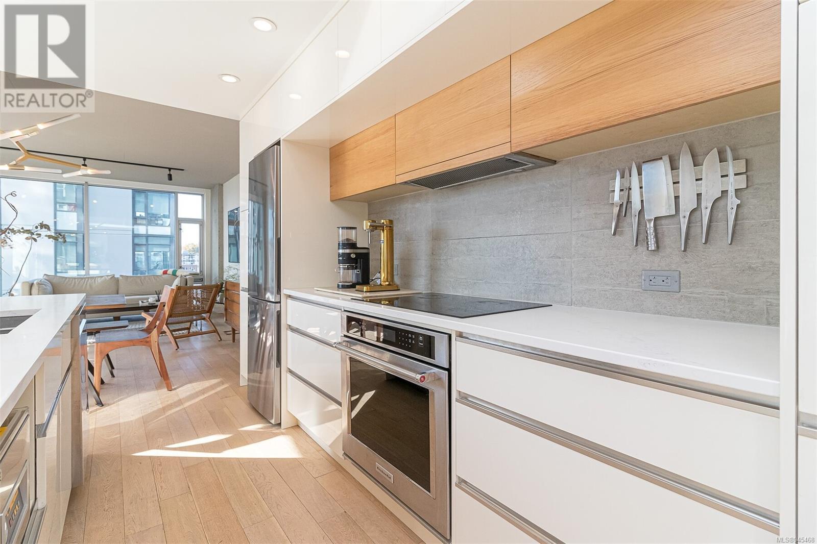 614 989 Johnson St, #614