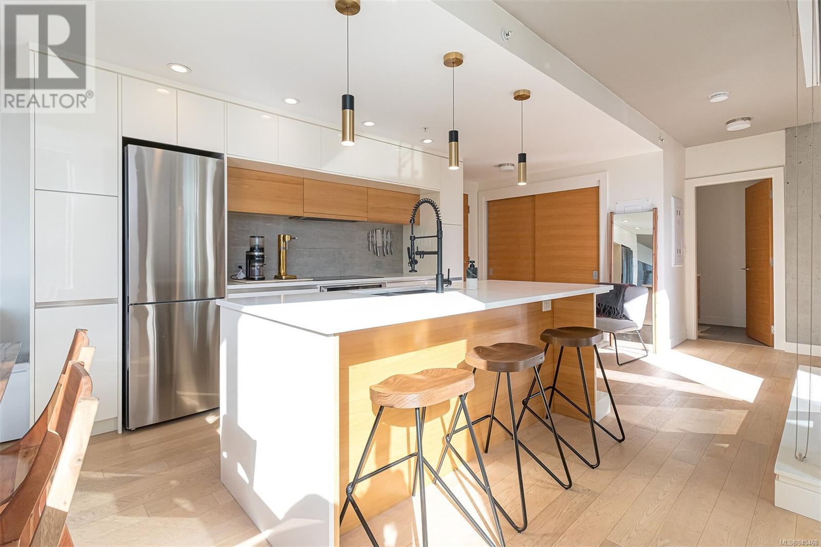 614 989 Johnson St, #614