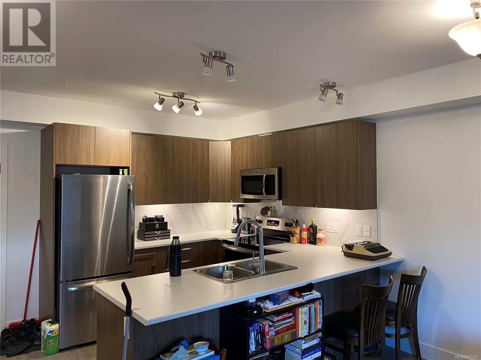 217 3070 Kilpatrick Ave, #217