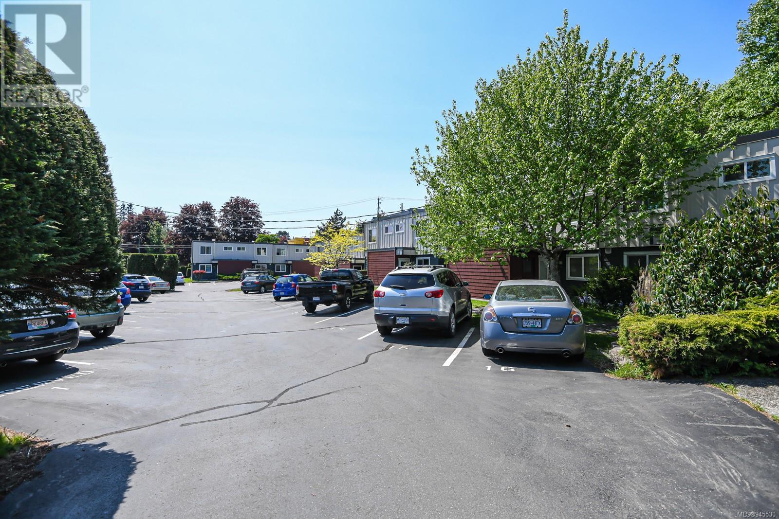 4 255 Anderton Ave, #4