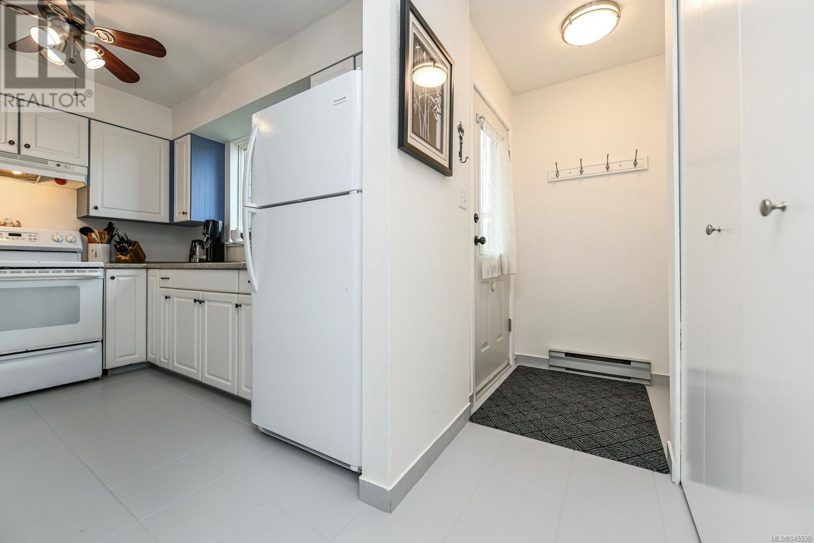 4 255 Anderton Ave, #4