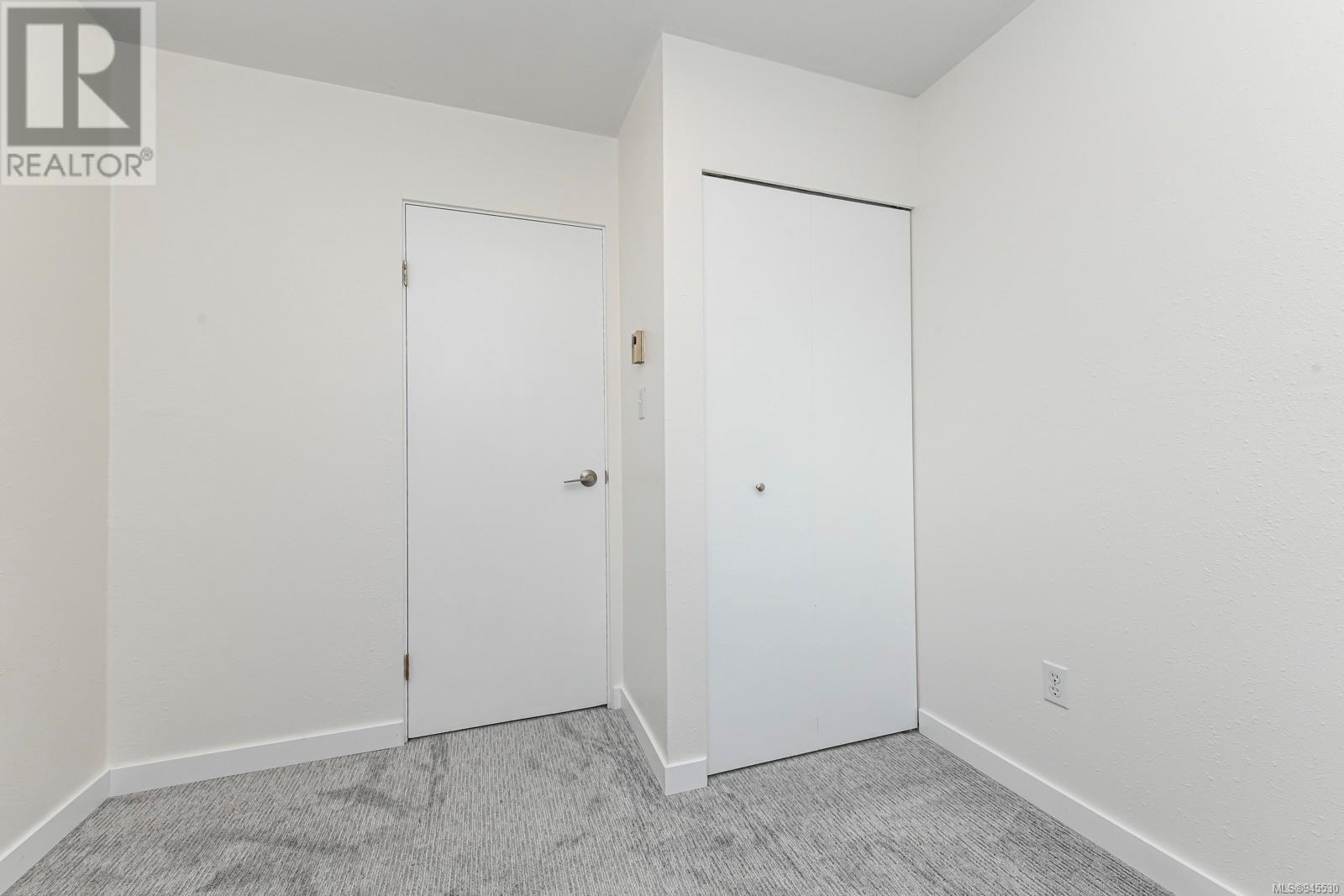 4 255 Anderton Ave, #4