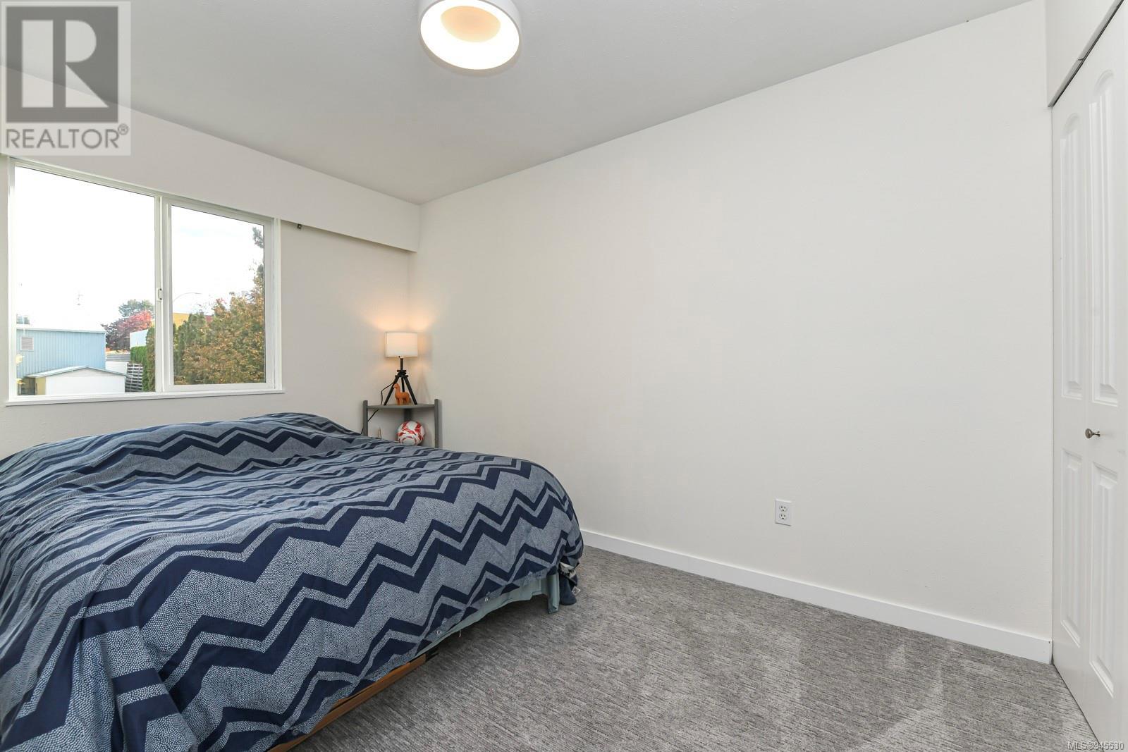 4 255 Anderton Ave, #4