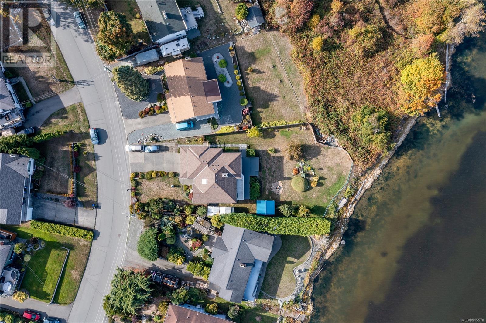 230 Portsmouth Dr