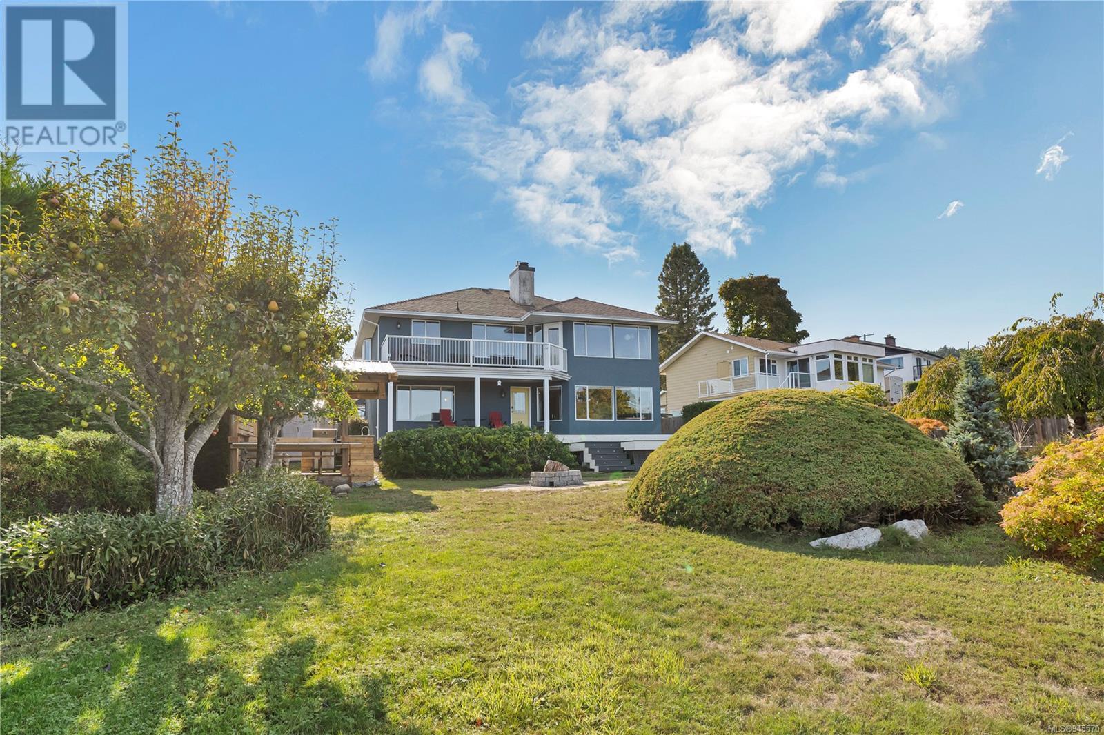 230 Portsmouth Dr