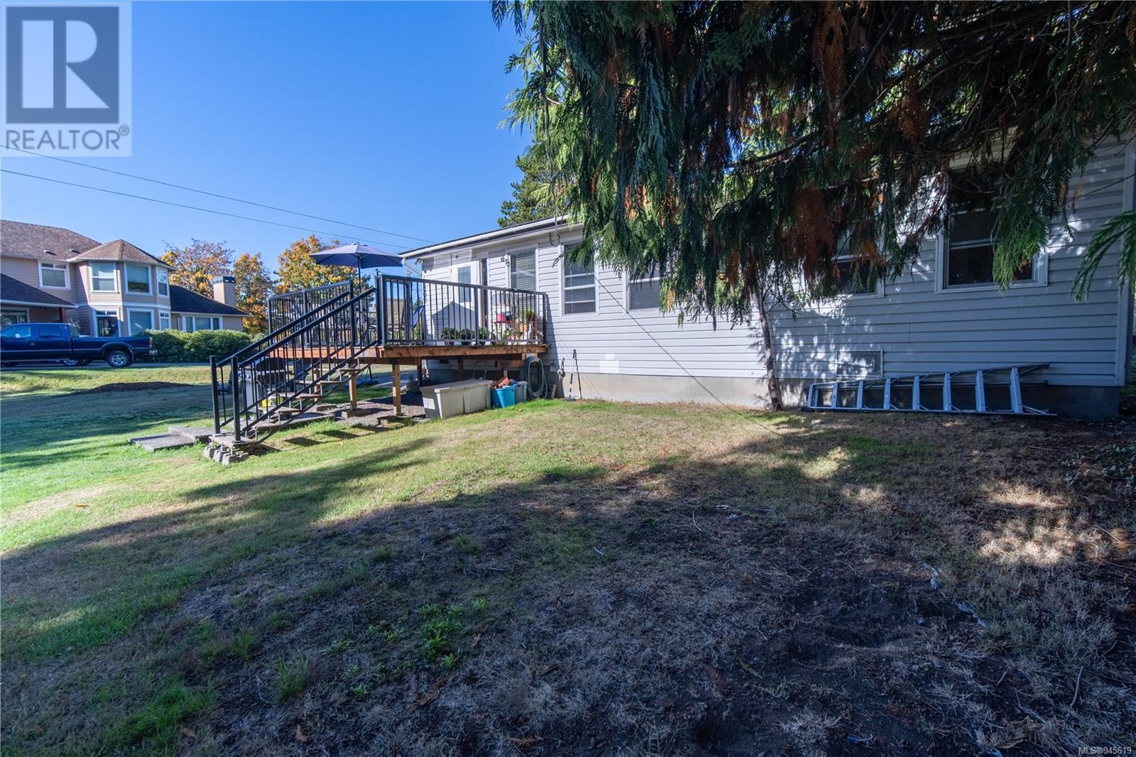 1920 Powliuk Cres