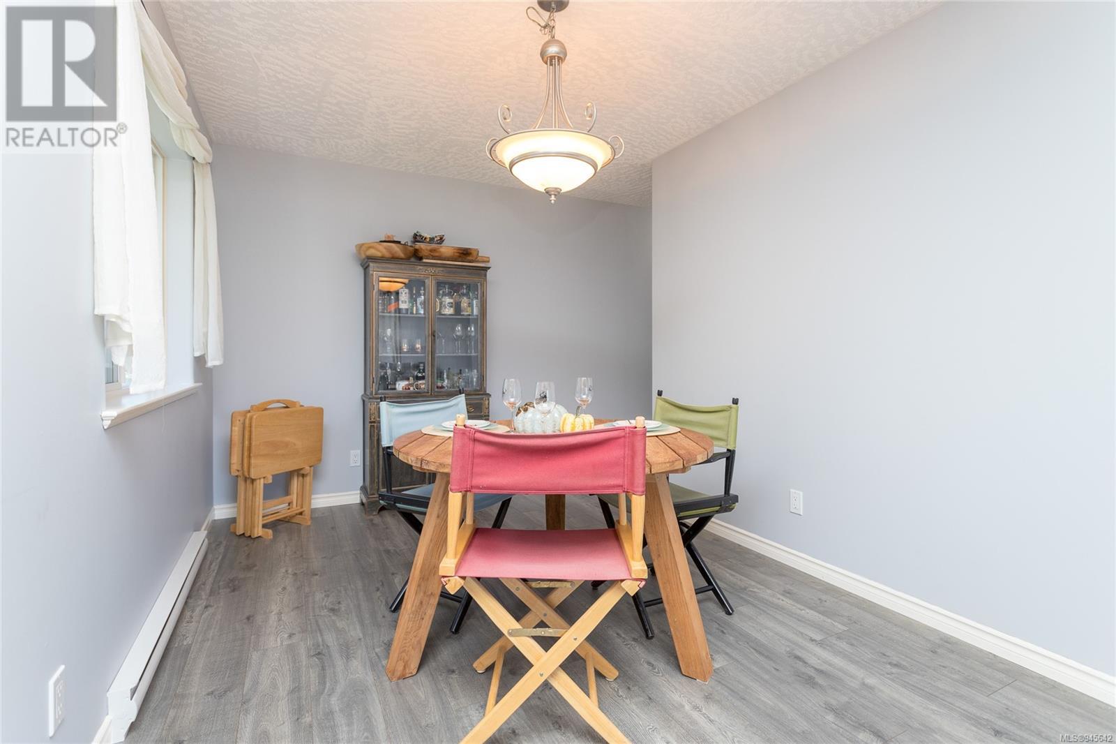 3405 Rockwood Terr