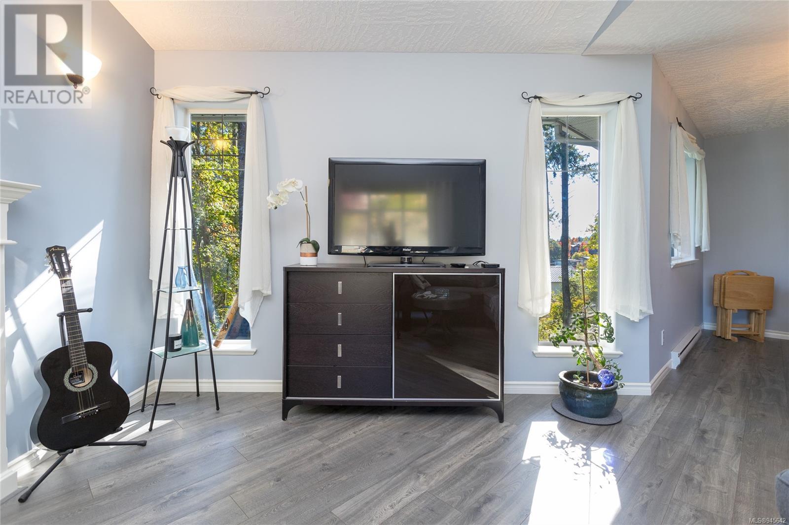 3405 Rockwood Terr