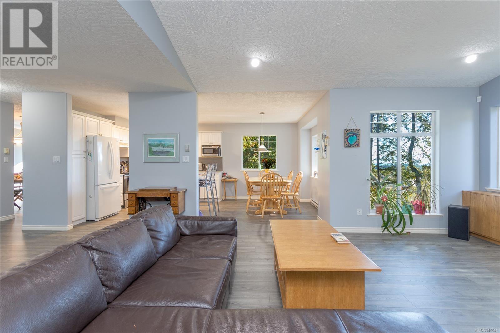 3405 Rockwood Terr