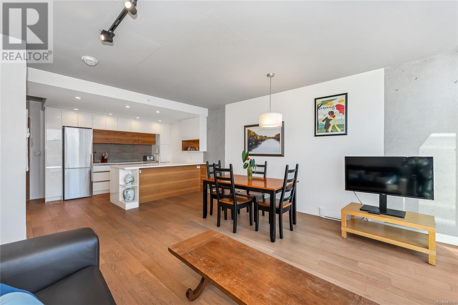 803 989 Johnson St, #803