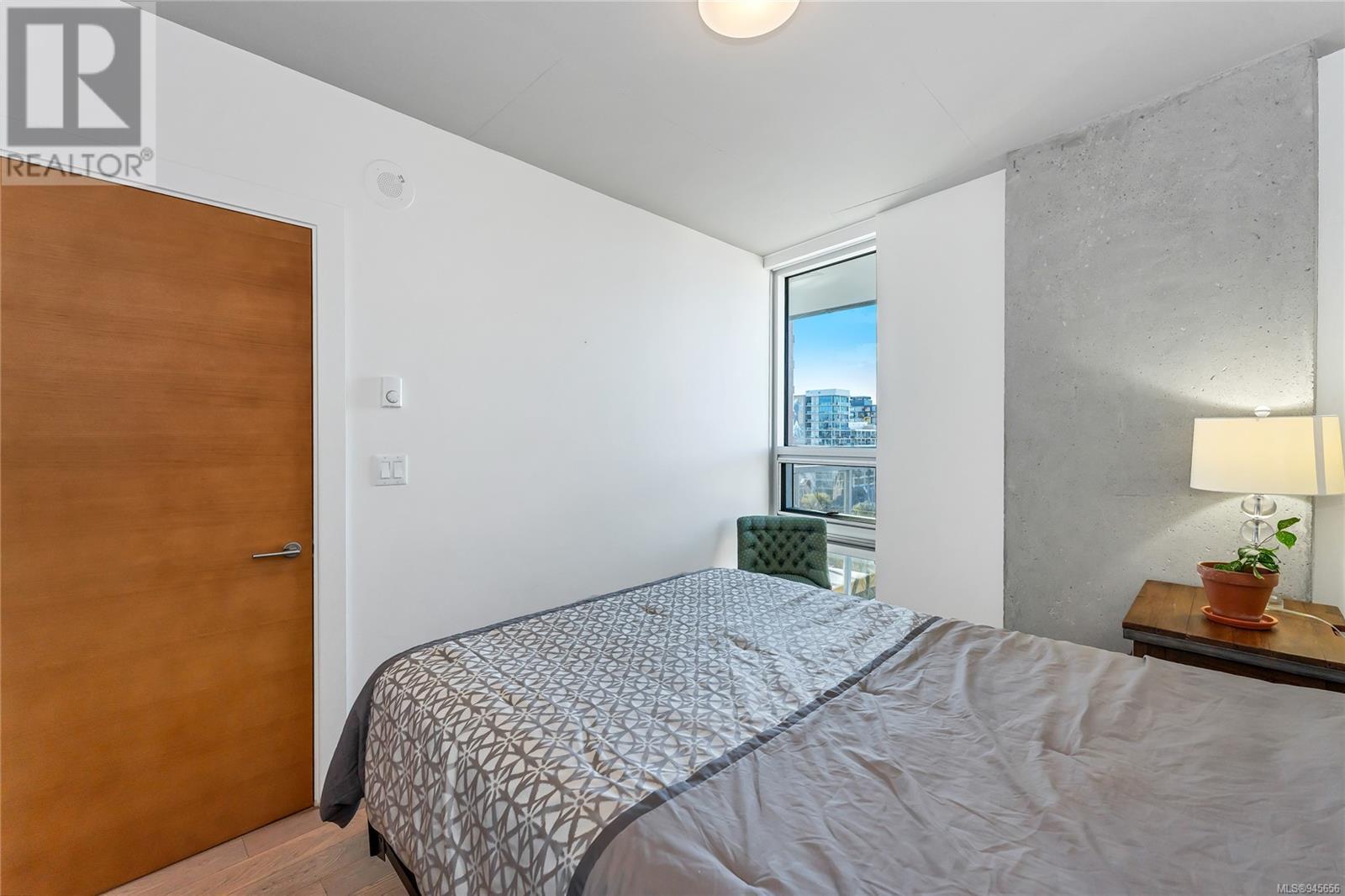 803 989 Johnson St, #803