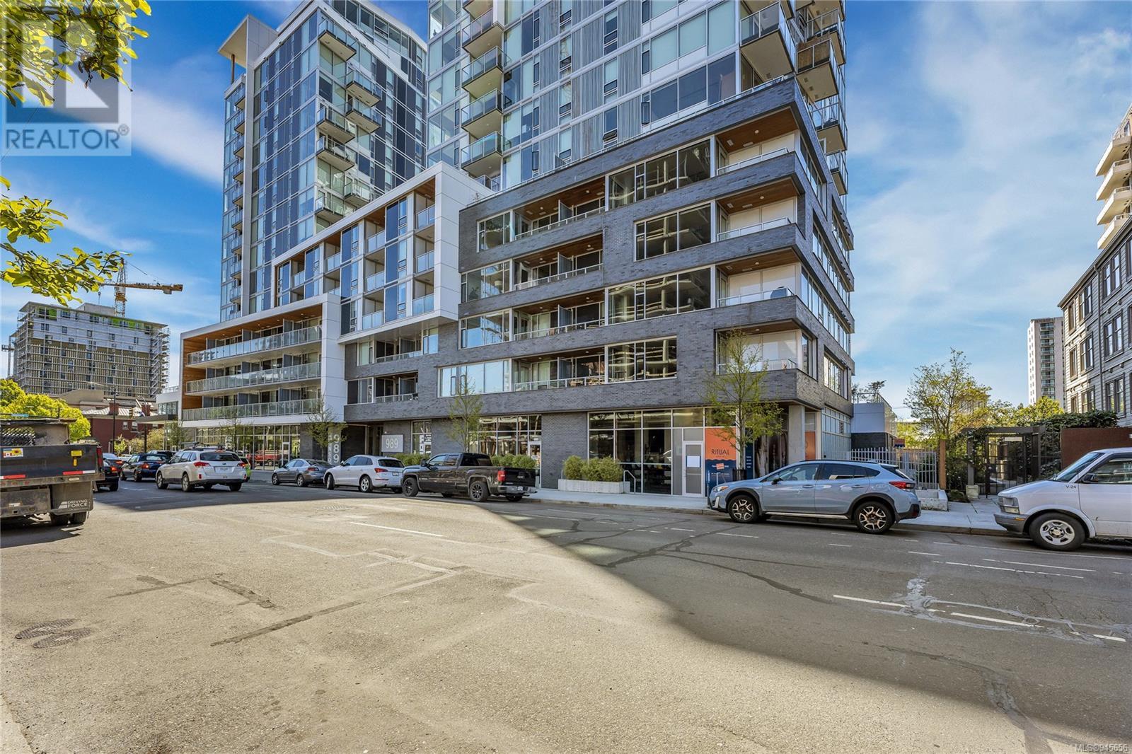 803 989 Johnson St, #803