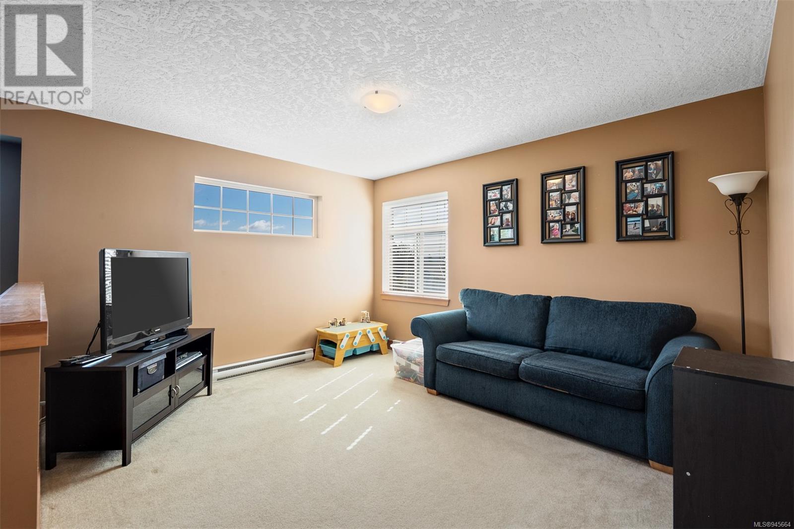 6446 Willowpark Way
