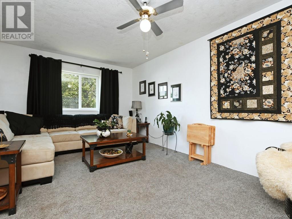 865 Ankathem Pl