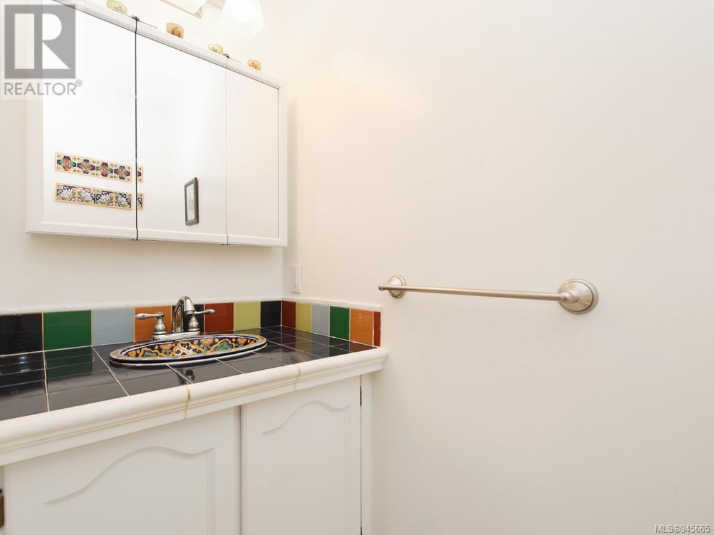 865 Ankathem Pl