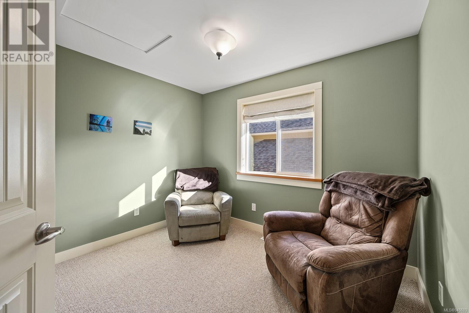 346 Forester Ave