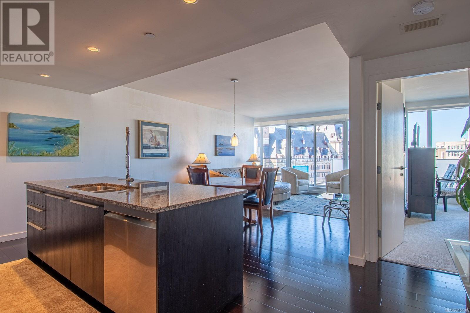 808 707 Courtney St, #808