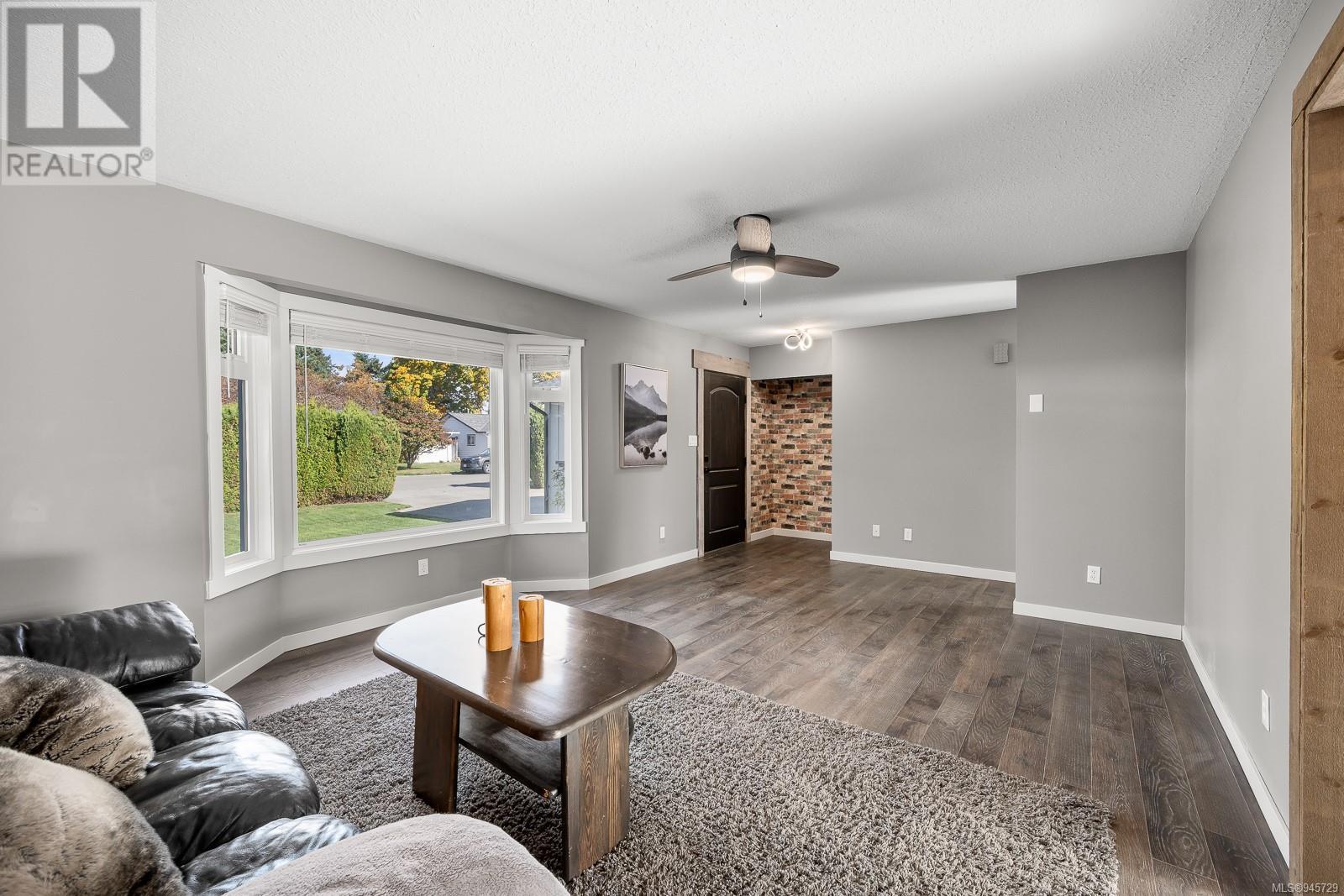 171 Country Aire Dr