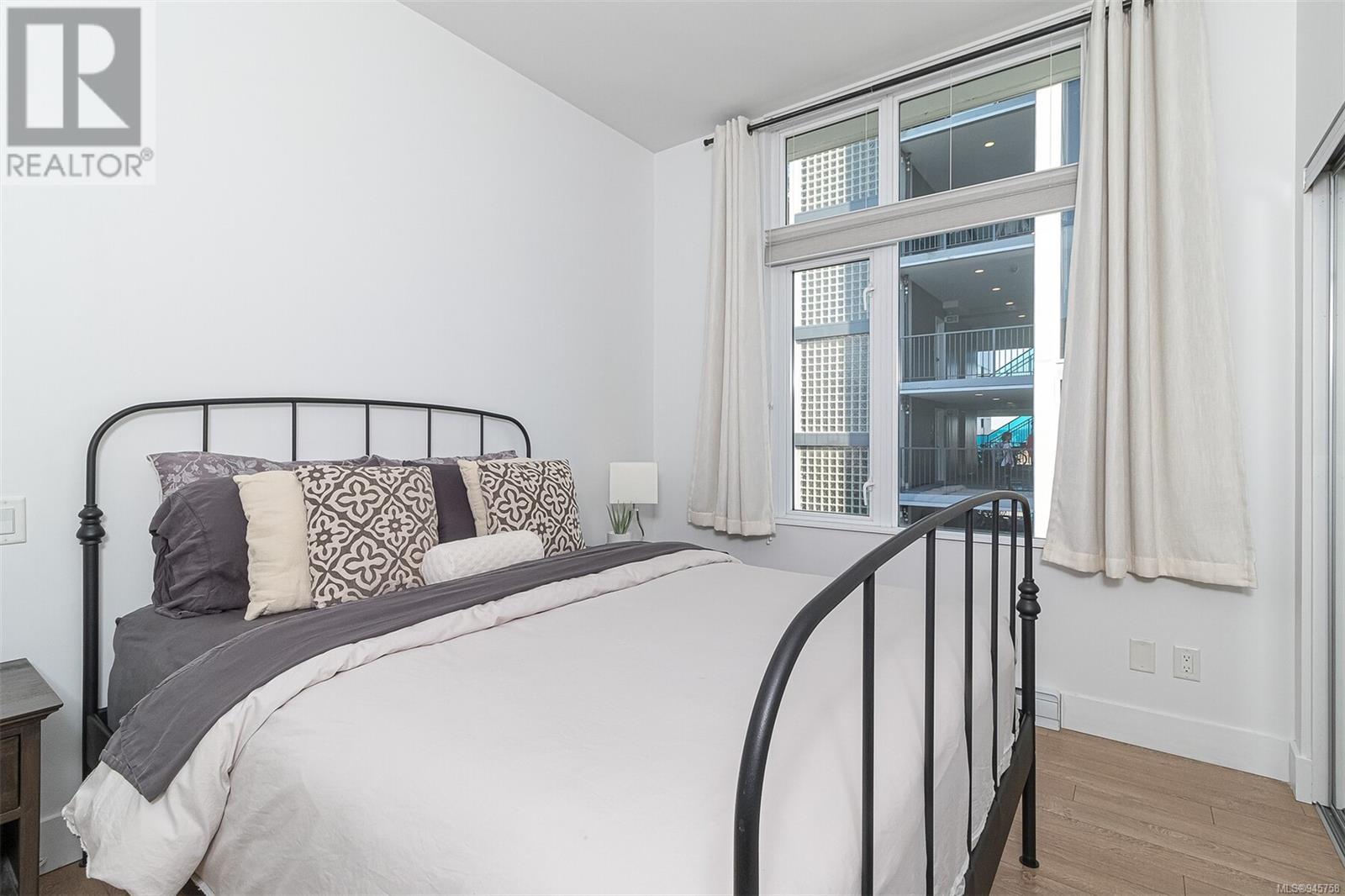 1009 1090 Johnson St, #1009