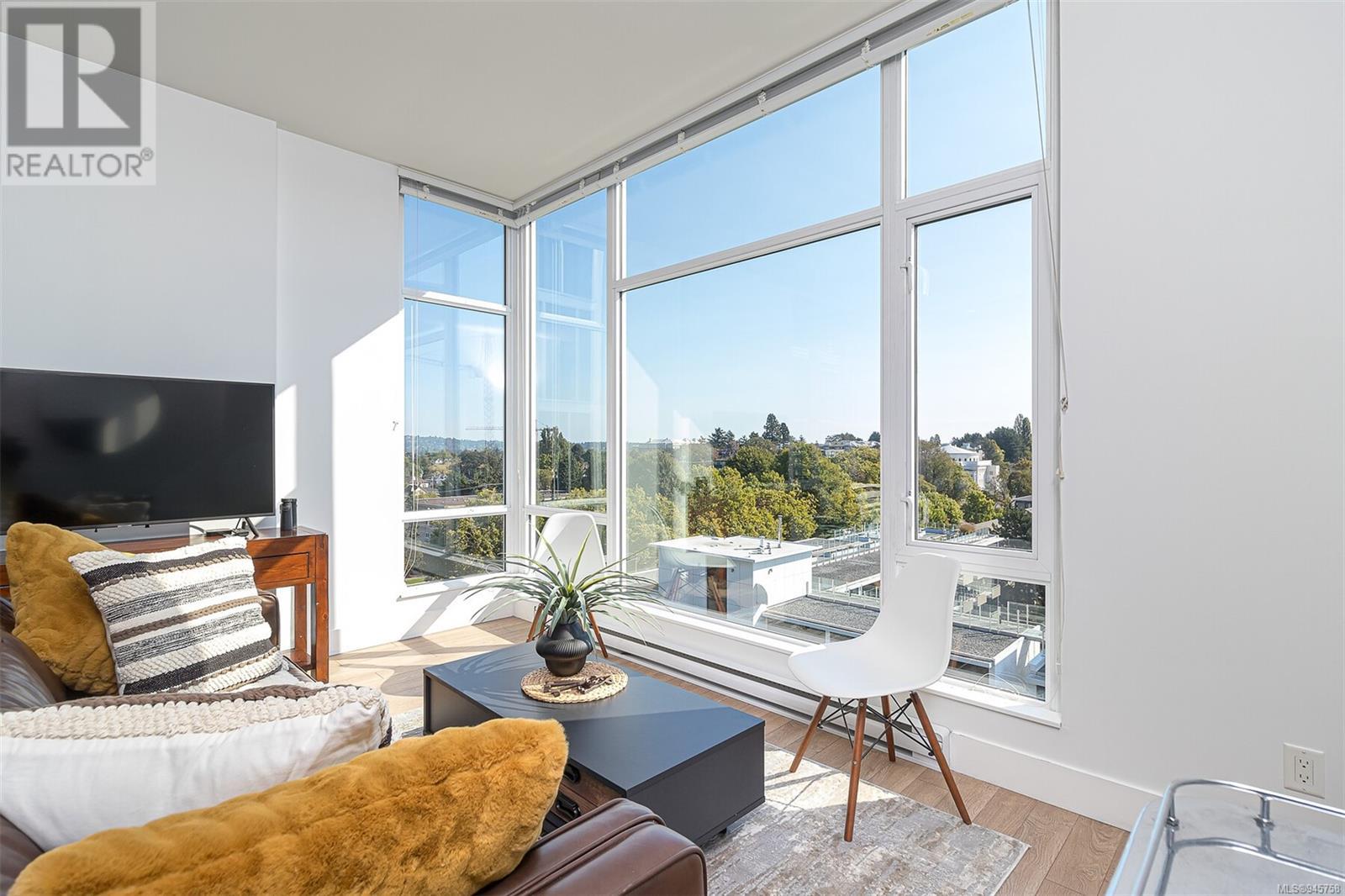 1009 1090 Johnson St, #1009
