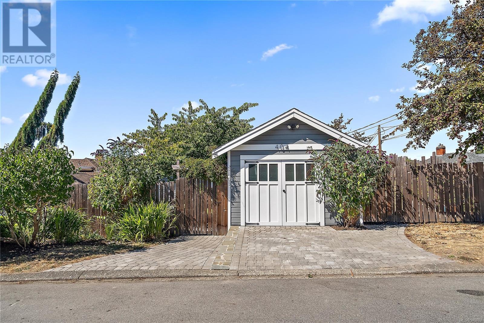 404 Constance Ave