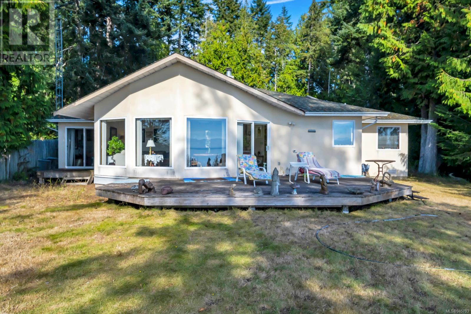 2465 Blackfish Rd