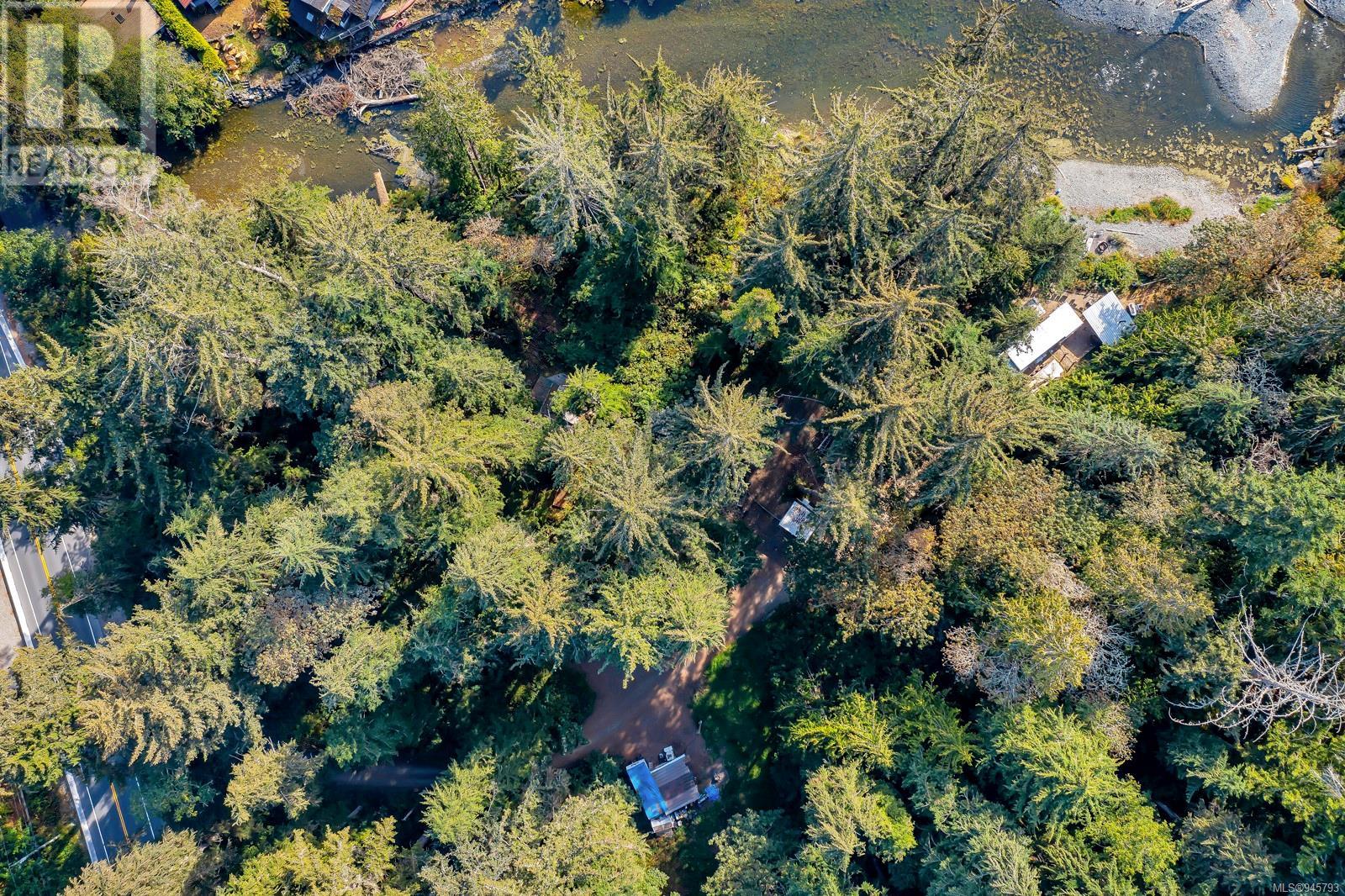 2465 Blackfish Rd