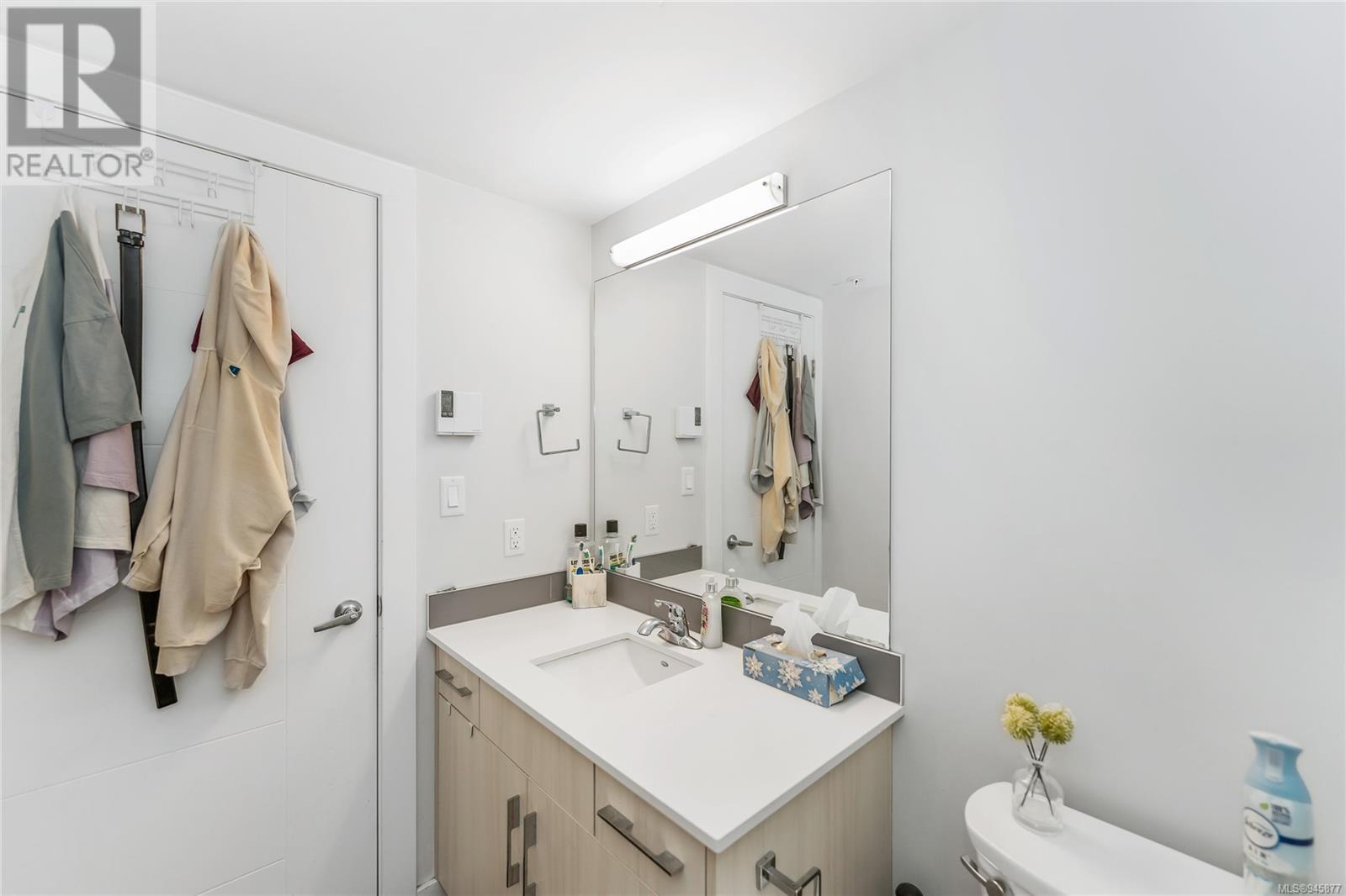 503 826 Esquimalt Rd, #503