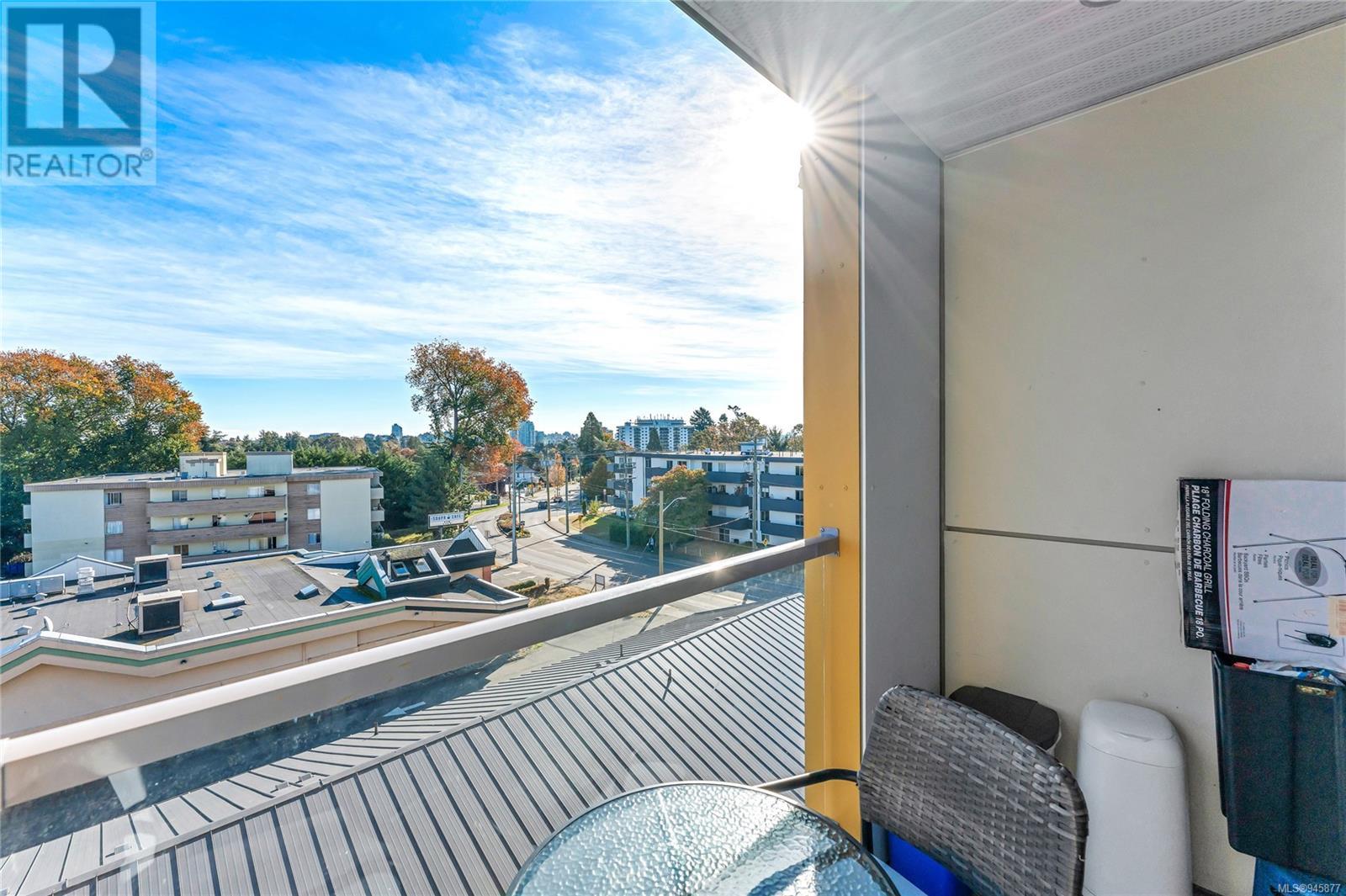 503 826 Esquimalt Rd, #503