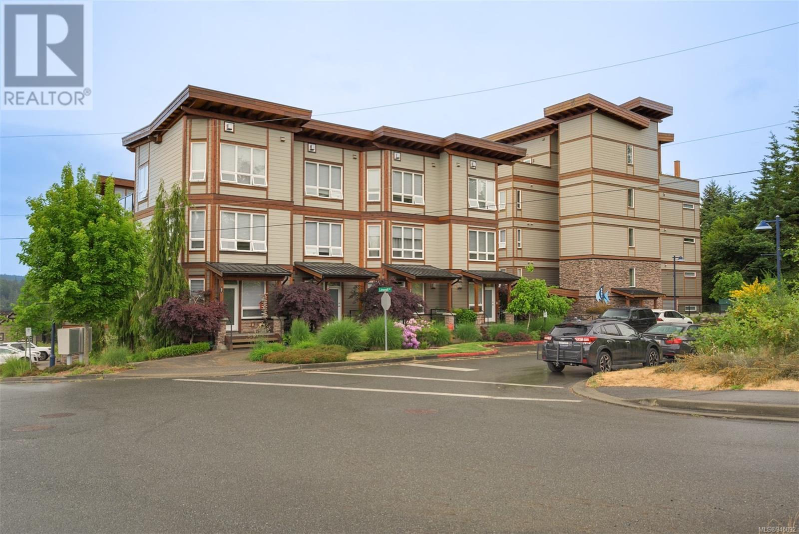206 6591 Lincroft Rd, #206