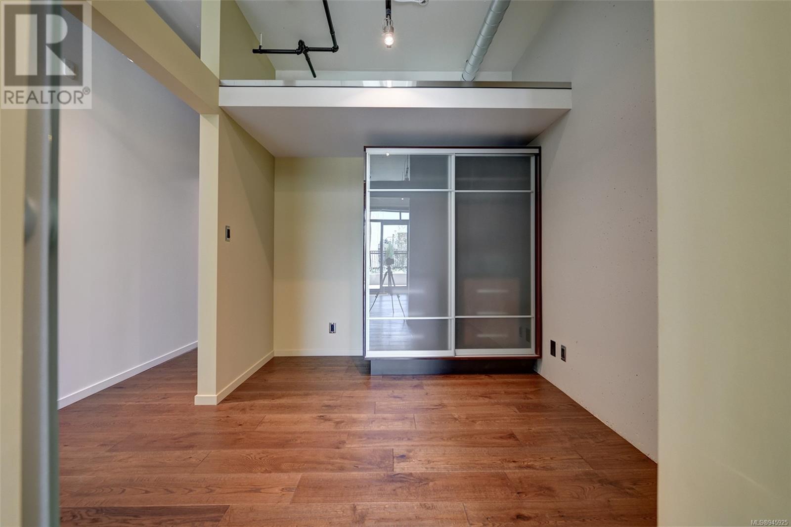 524 1029 View St, #524