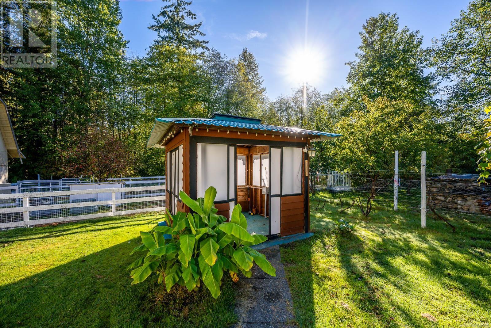 1185 Merecroft Rd