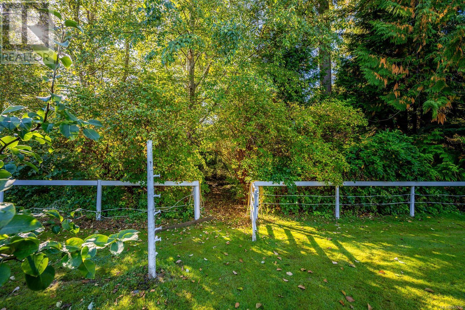 1185 Merecroft Rd