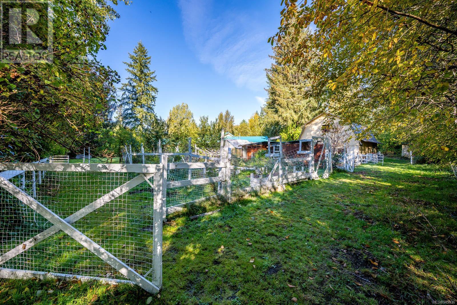 1185 Merecroft Rd