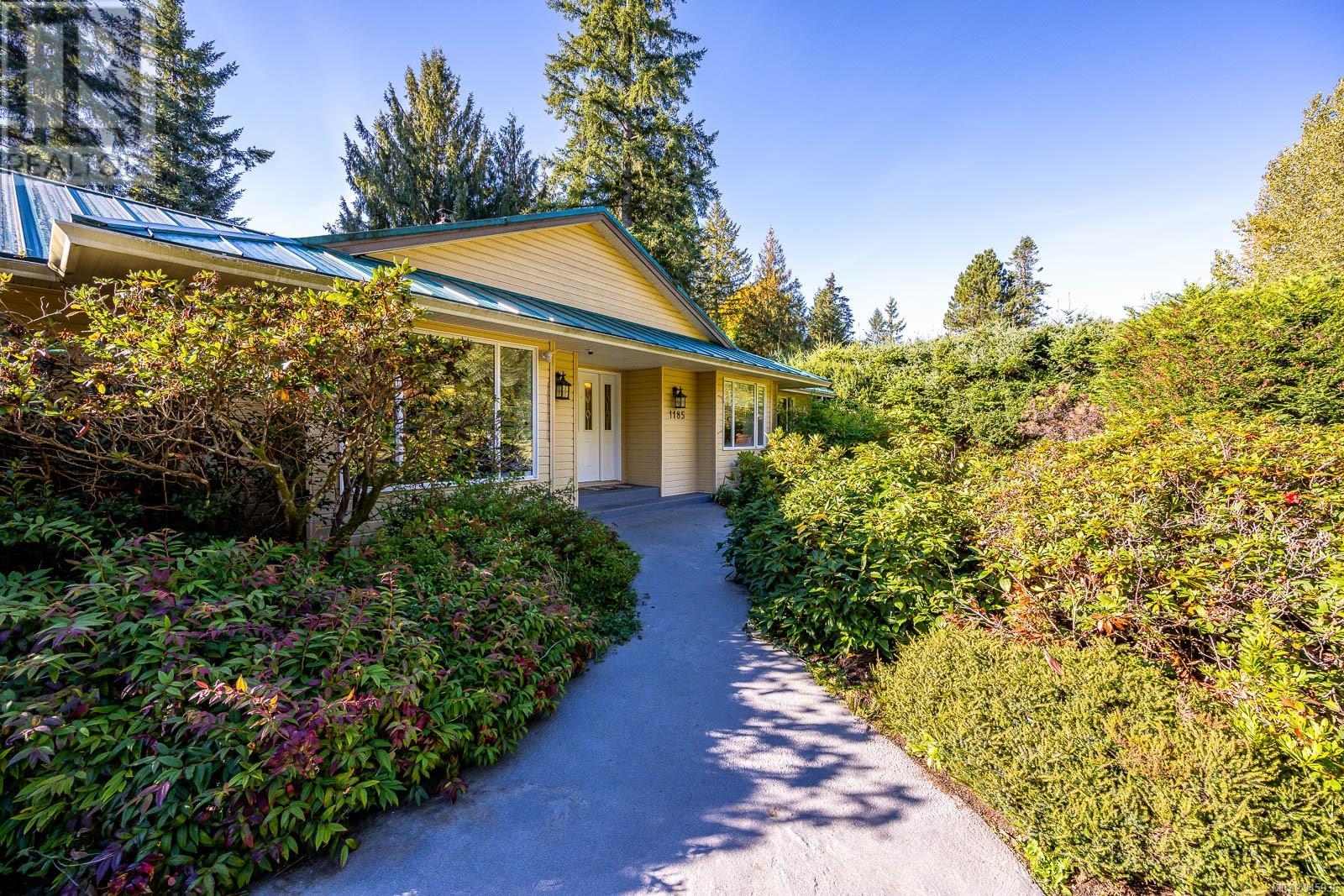 1185 Merecroft Rd