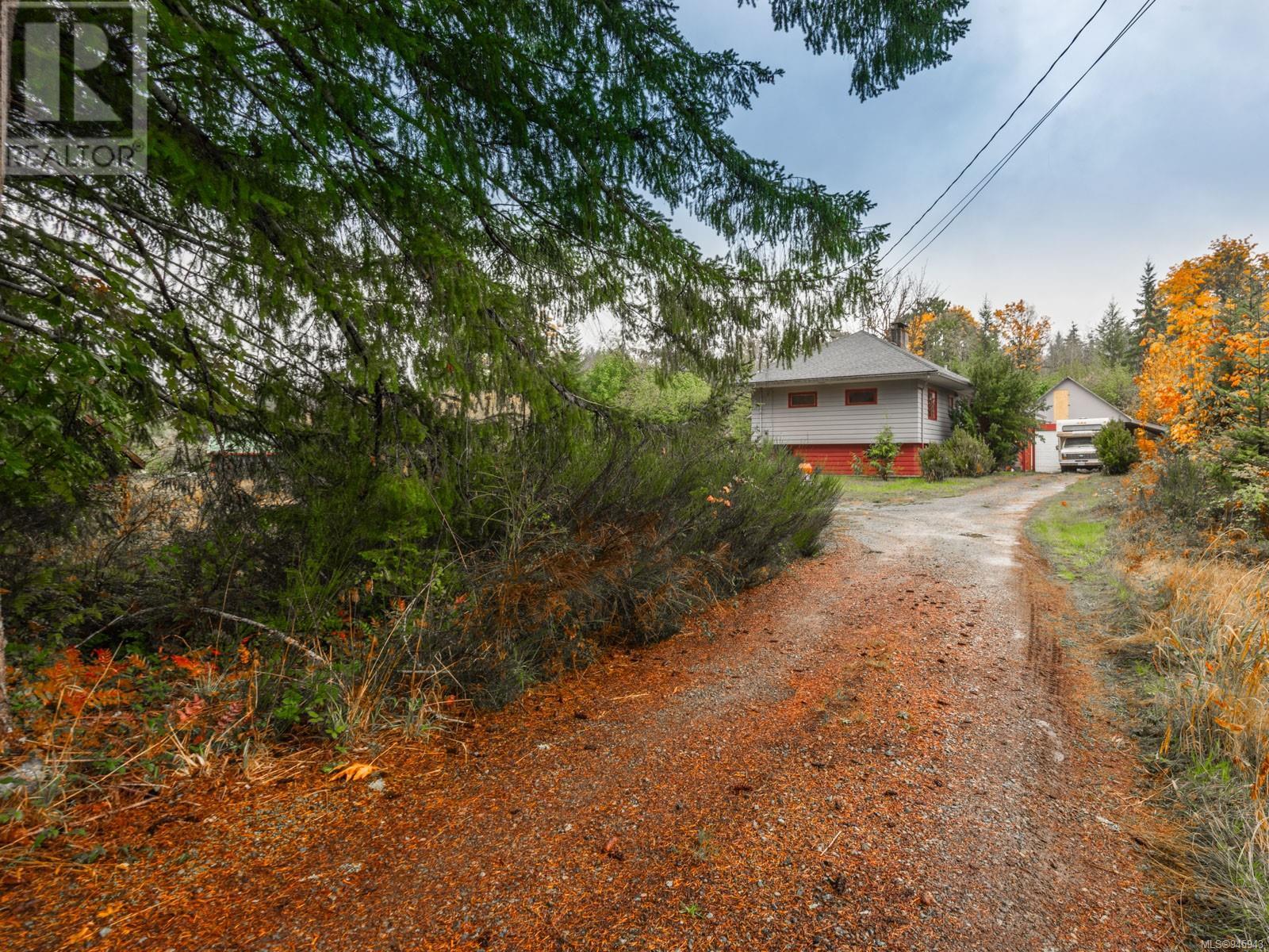 9450 Central Lake Rd