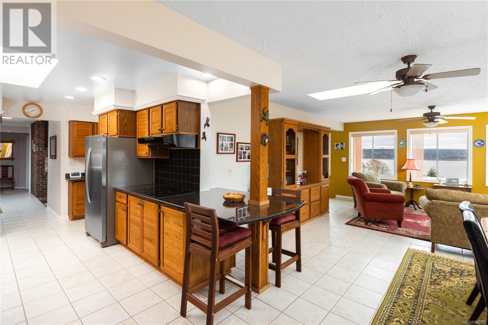 141 Thulin St S