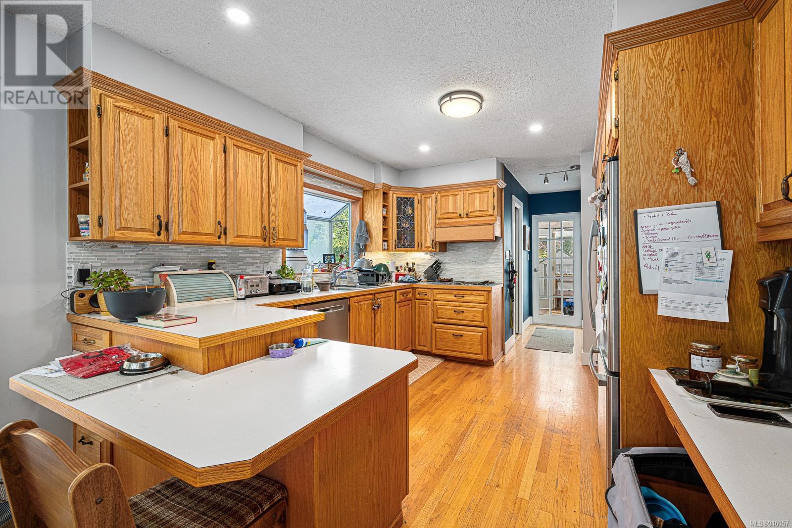 4673 Gail Cres
