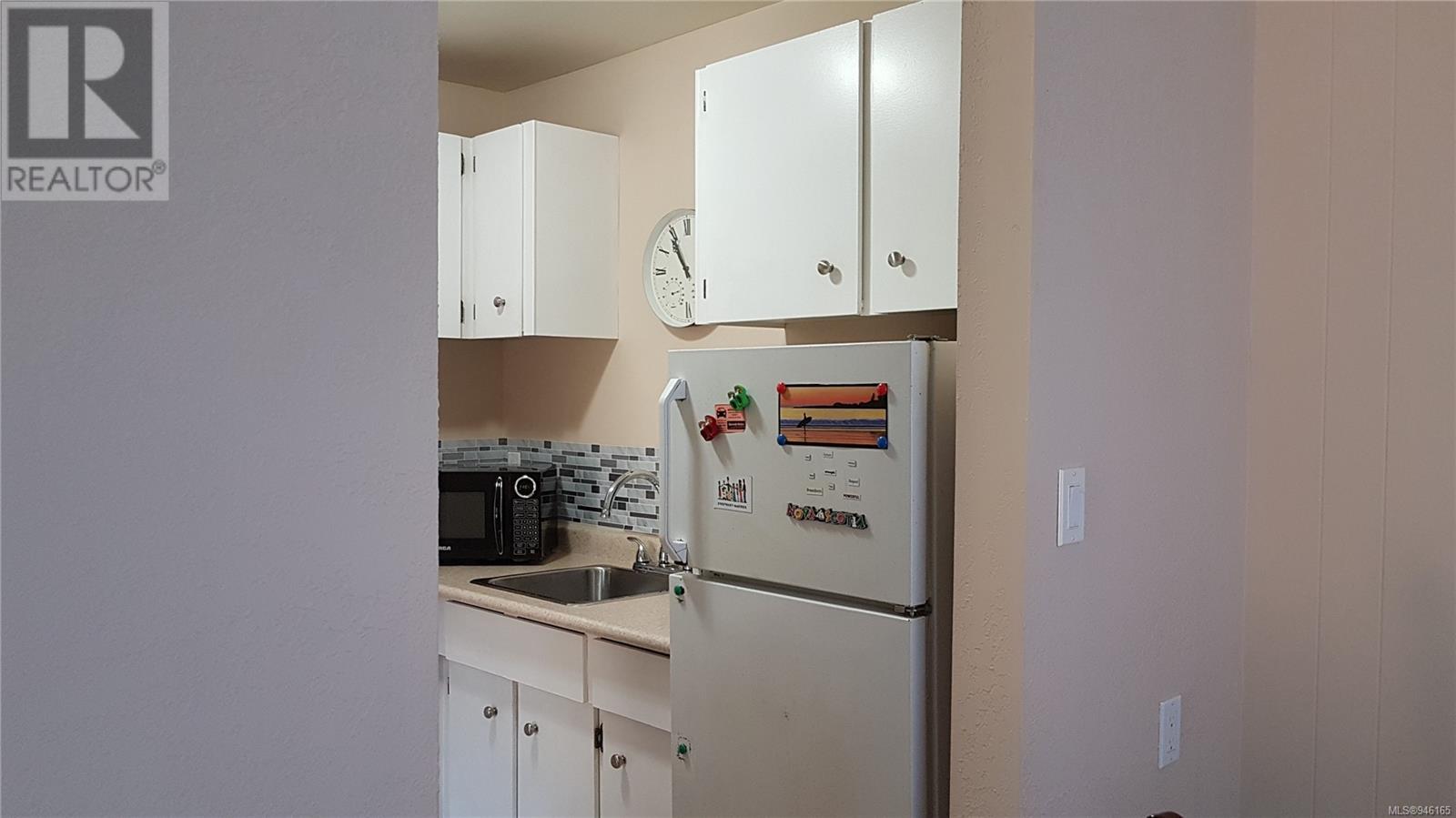 409 322 Birch St, #409