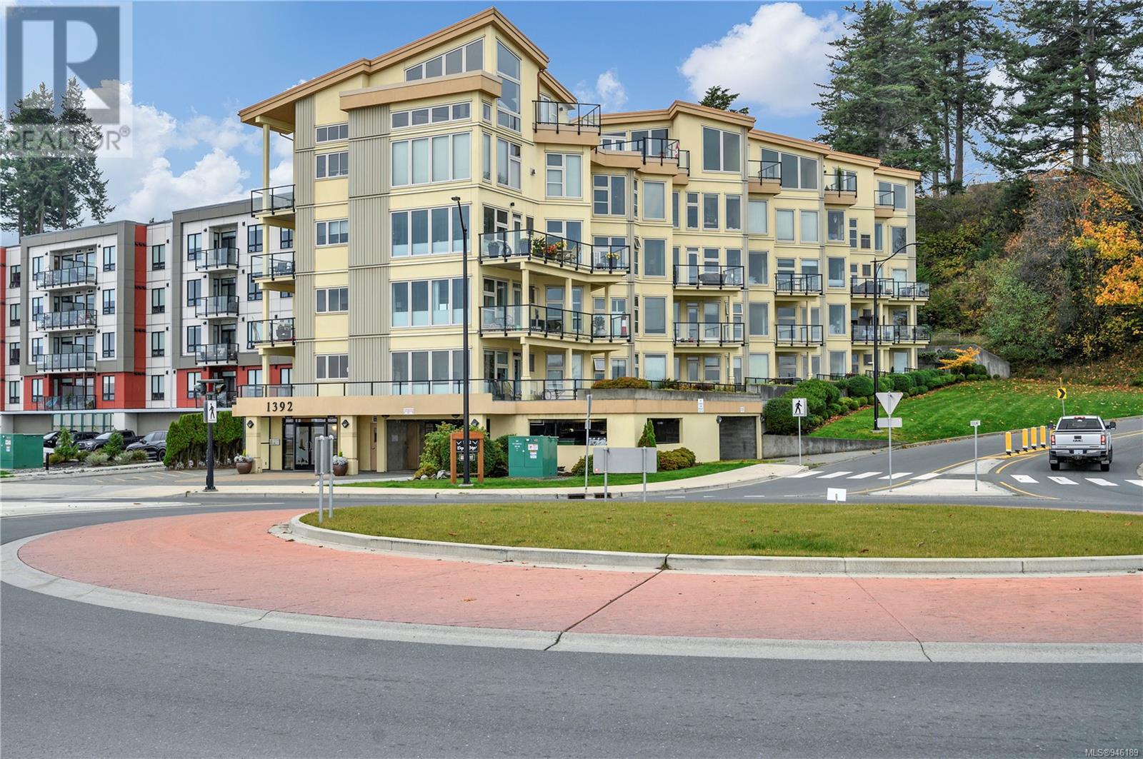 405 1392 Island Hwy S, #405